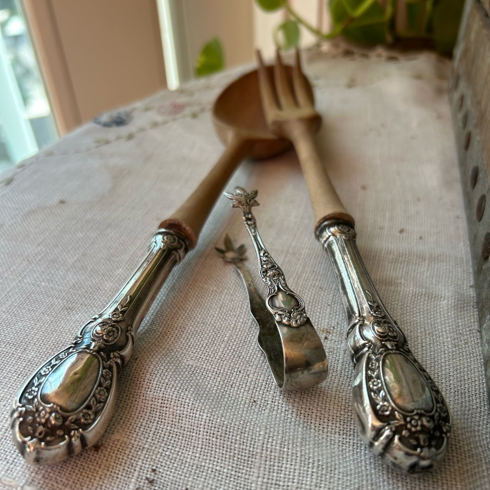 Antique Sterling Handle Serving Set - Picture 10 of 10
